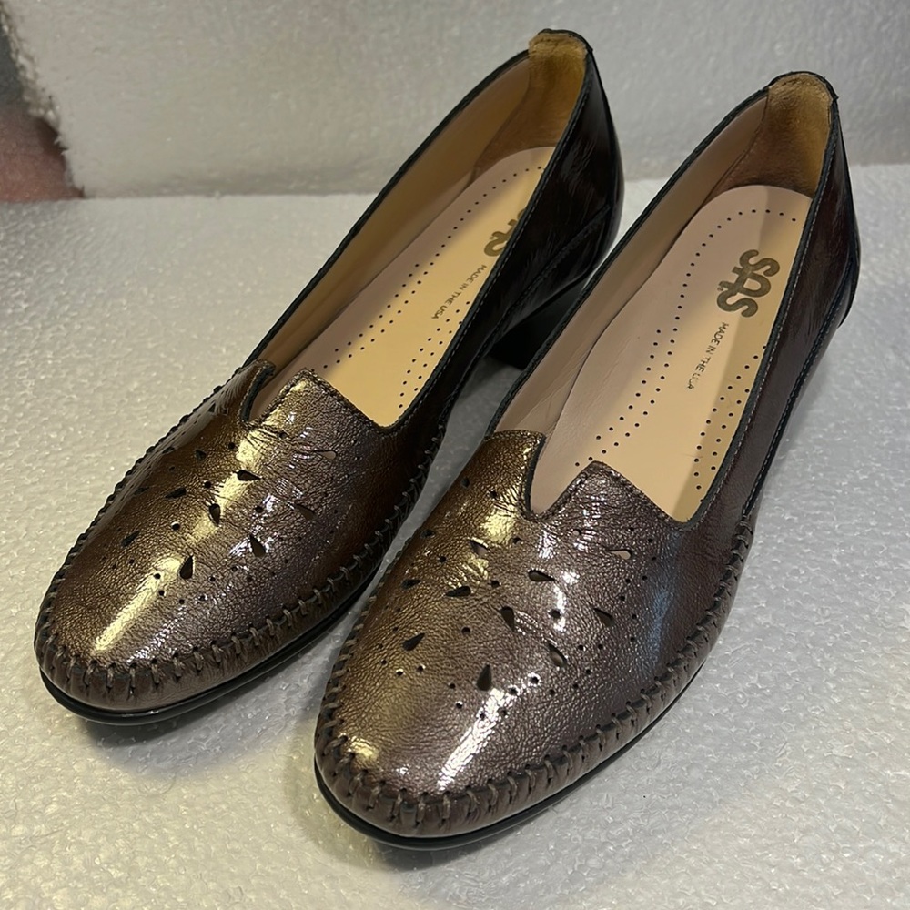SAS bronzish colored slip on shoes, 7.5N